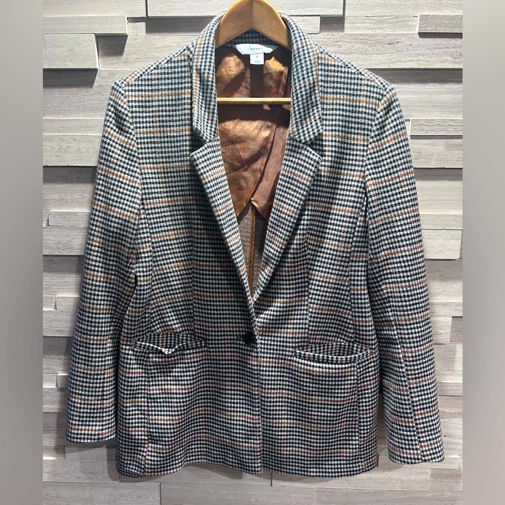 Old Navy houndstooth relaxed blazer in size Medium